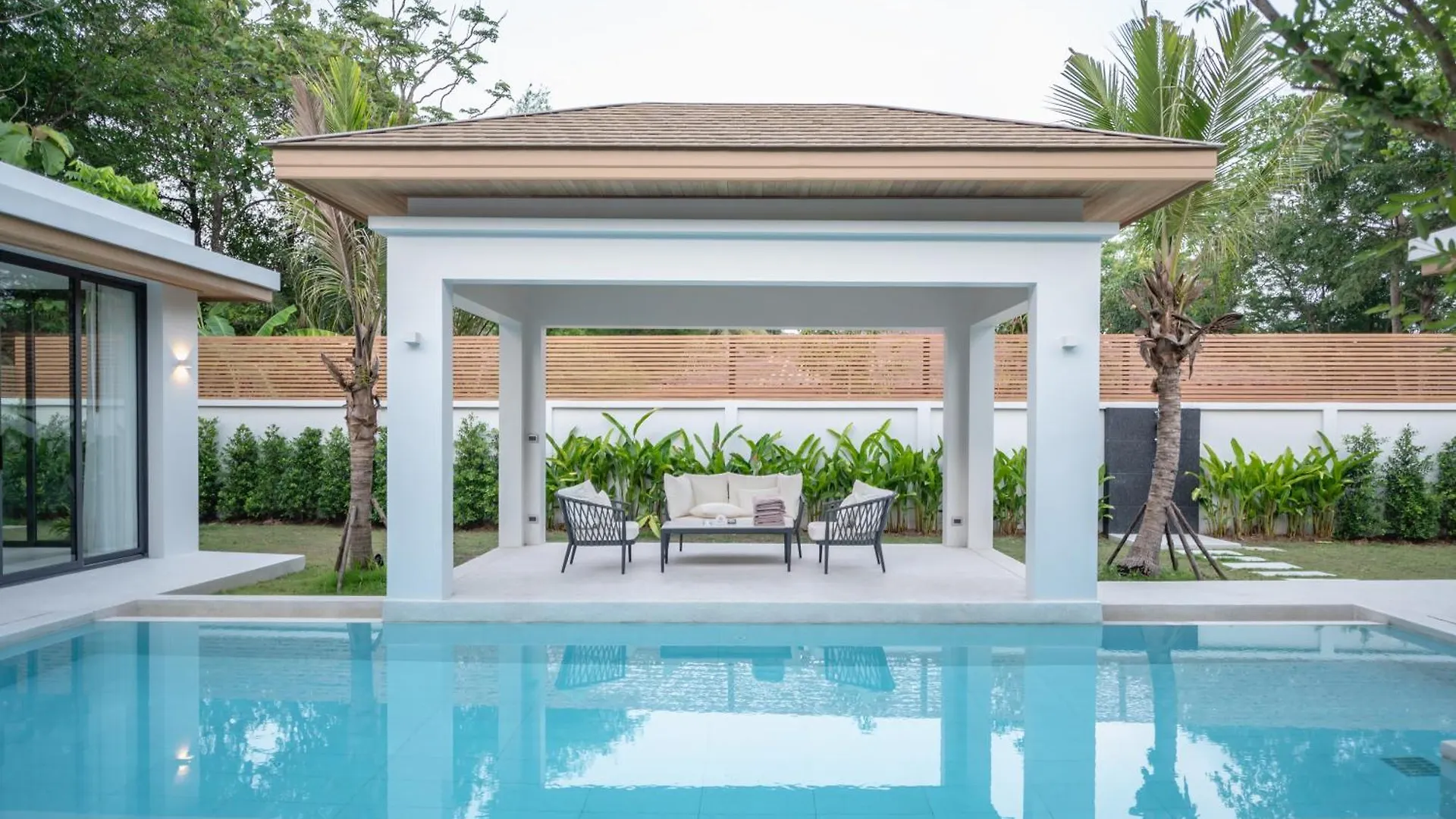 Mouana Breeze Mai Khao 4-Bedroom Pool Villa 9918 Thailand